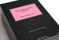 Very Irresistible / Le Parfum Couture – Givenchy